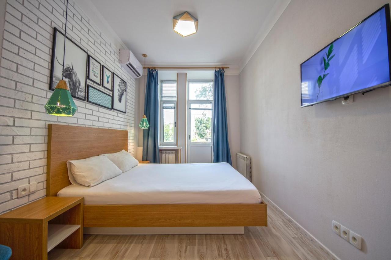 Design Apartments On Velyka Vasylkivska 42 Kiew Exterior foto